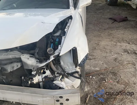 2013 Lexus Is 250C z USA, uszkodzony, nr VIN JTHFF2C2XD2529241